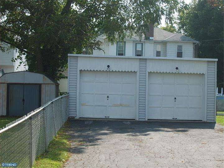 2nd image of 223 Ohio Ave