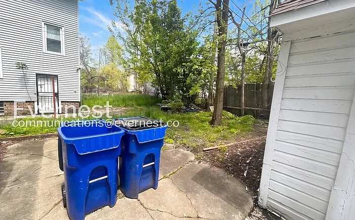 3353 E 132nd St #2 — Photo 17