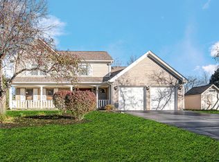 2900 Mallard Point, Island Lake, IL 60042