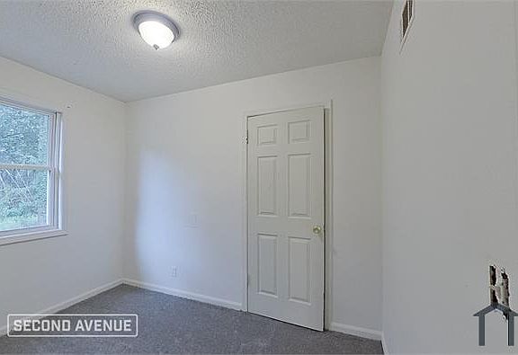 5th image of 232 Lakeridge Pkwy