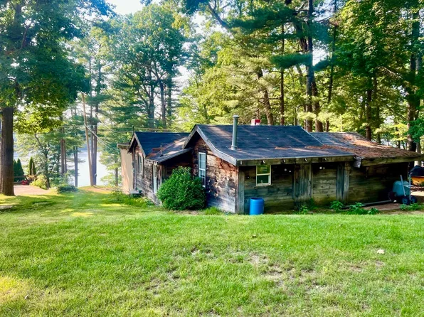 131 Gleason Ave, East Brookfield, MA 01515