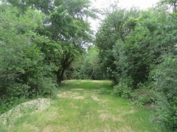 15800 Obrien Rd, Harvard, IL 60033