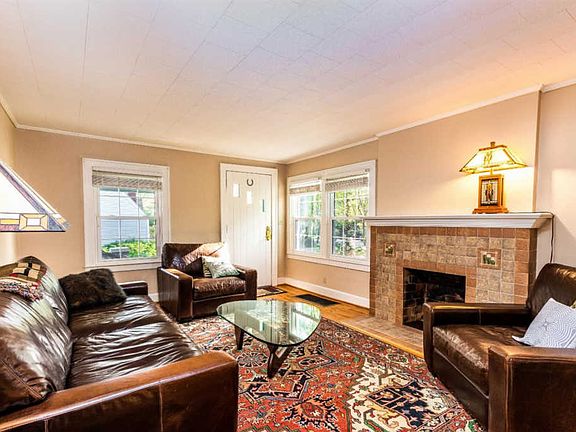 5th image of 1124 Collins Ln