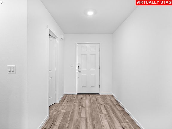 3rd image of 25248 Tanglewood Way