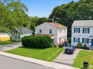 102 Brandegee Avenue, Groton, CT 06340