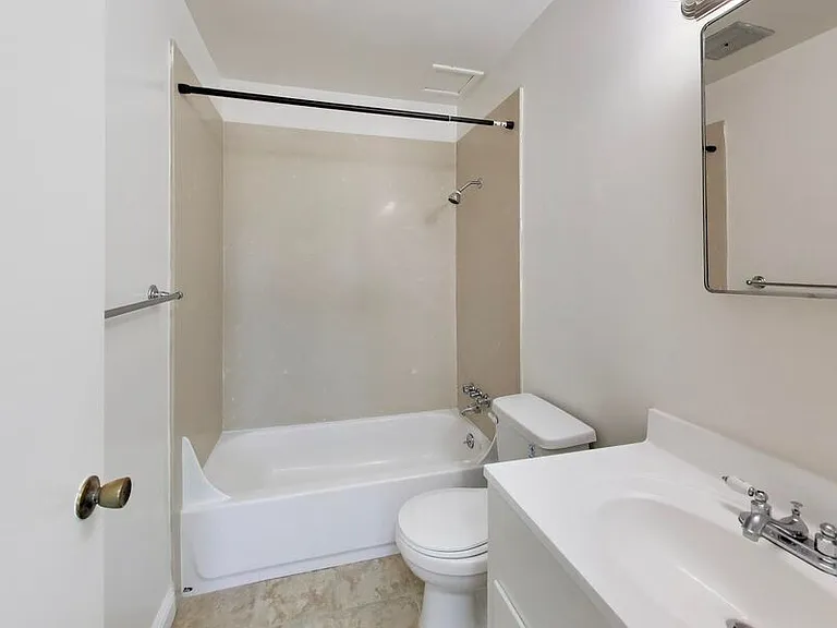 671 Vernon Street — Photo 13