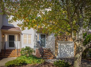 5 Dewitt Ln #79, Hillsborough, NJ 08844