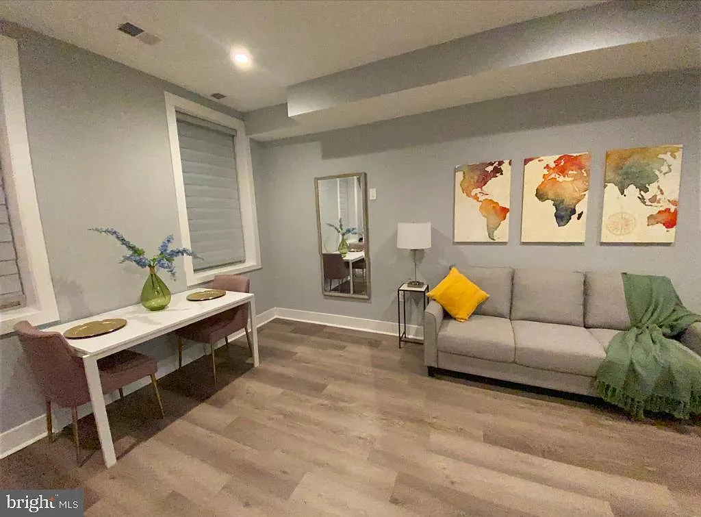 1 bed, 550 sqft, $2,600 — Photo 3
