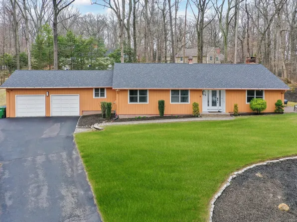 6 Old Musket Road, Glastonbury, CT 06033