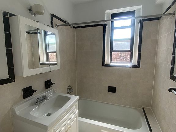 5th image of 85-05 Elmhurst Ave #5
