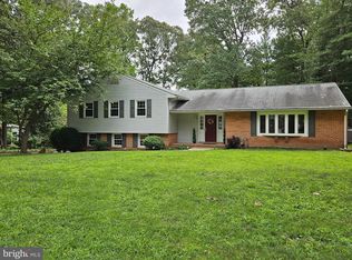212 Oak Ave, Severna Park, MD 21146