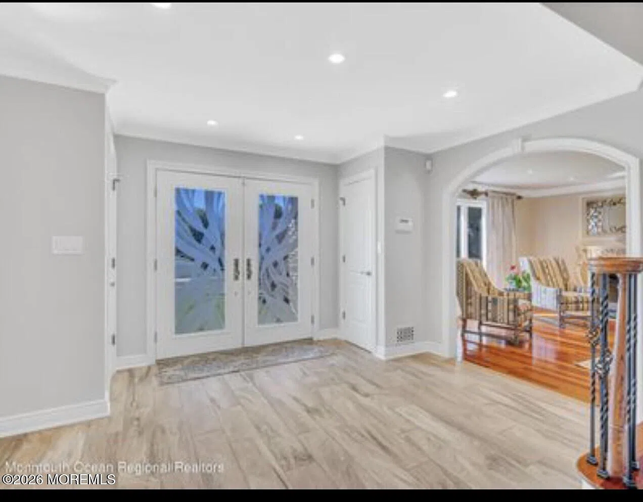 4 bed, 3233 sqft, $6,500 — Photo 4