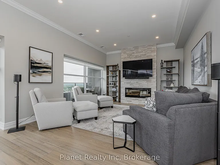1880 Gordon St #1401 — Photo 4