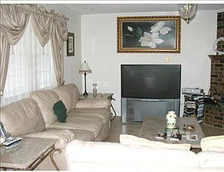 1st image of 1601 Cartier Dr