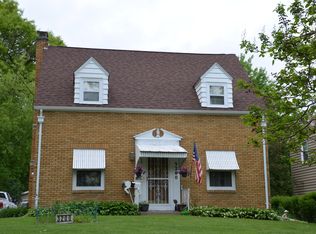 3200 44th St, Des Moines, IA 50310