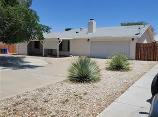 12787 Algonquin Rd, Apple Valley, CA 92308