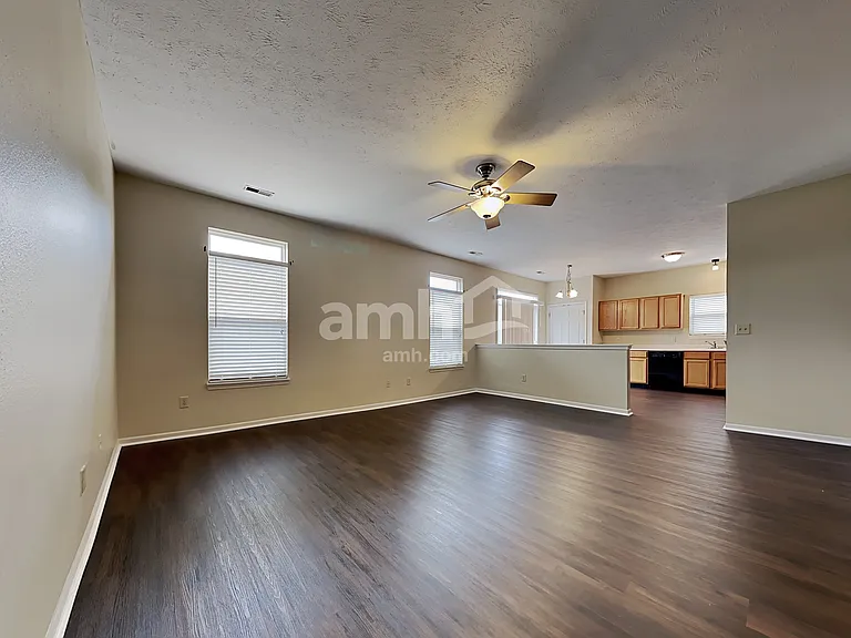 10087 Sundown Ln — Photo 7