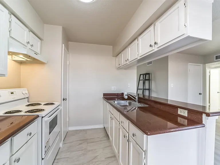 6202 Skyline Dr #44 — Photo 8
