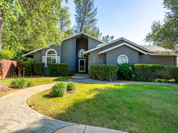 1761 Edgewood Dr, Redding, CA 96003