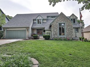 11319 Mackey St, Overland Park, KS 66210