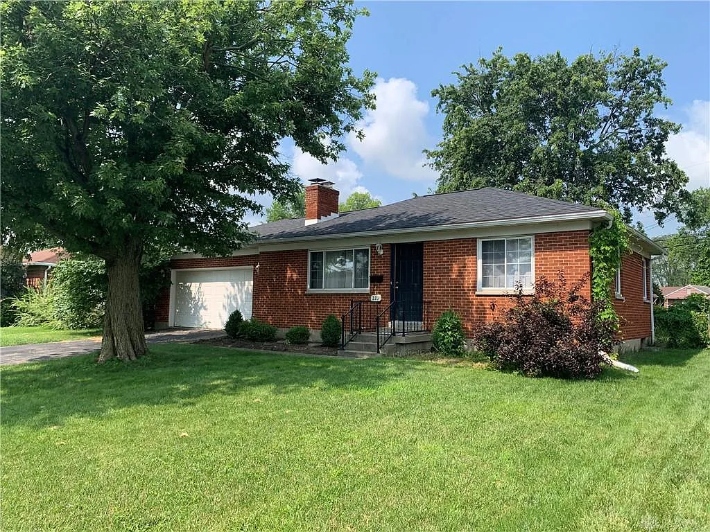 223 Ranchview Dr photo 1