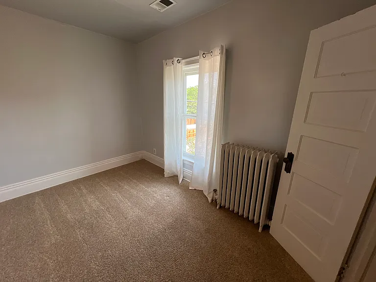 616 W Mulberry St #3 — Photo 4