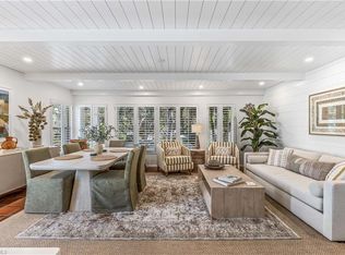 282 4th St S, Naples, FL 34102