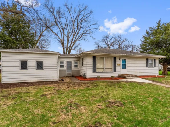 1904 Oneida Ave, Muscatine, IA 52761