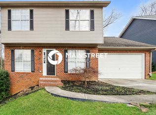 1517 Randall Park Dr, Knoxville, TN 37922