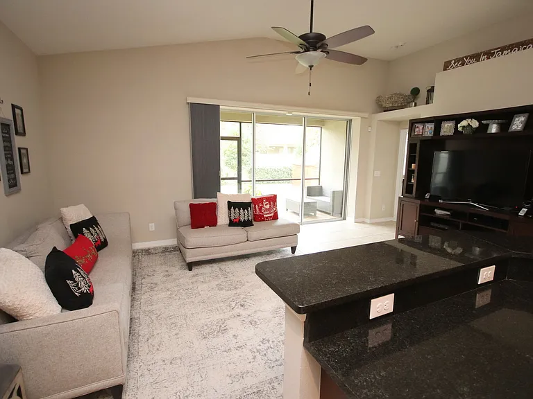 8827 Sentiero Dr — Photo 8