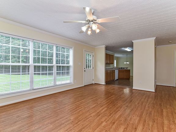 5th image of 7042 Litany Ct