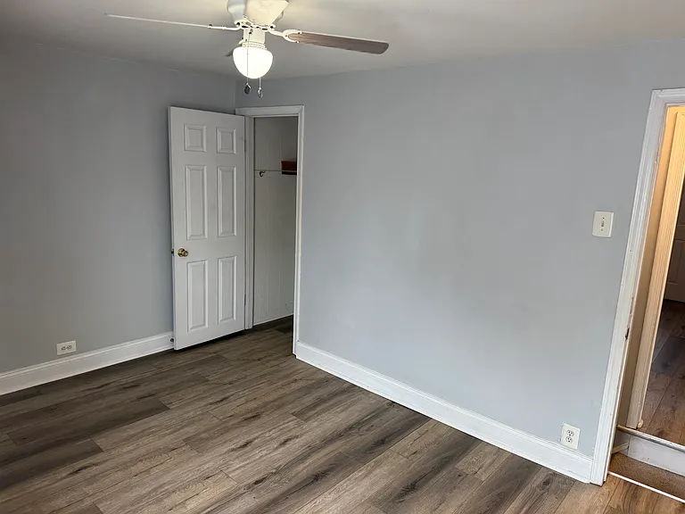 Bedroom 4 - 3rd floor