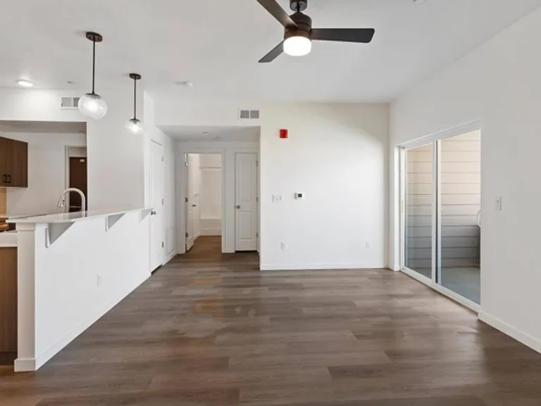 Hawk's Landing Apartments — Photo 48