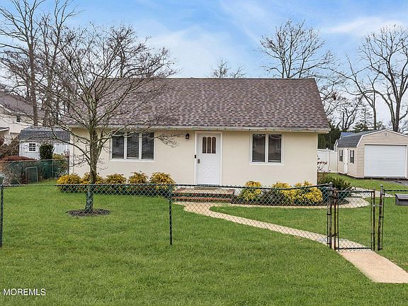 5th image of 1626 Tilford Boulevard