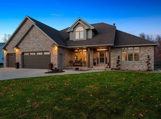 3057 Saybrook Cir, Green Bay, WI 54311