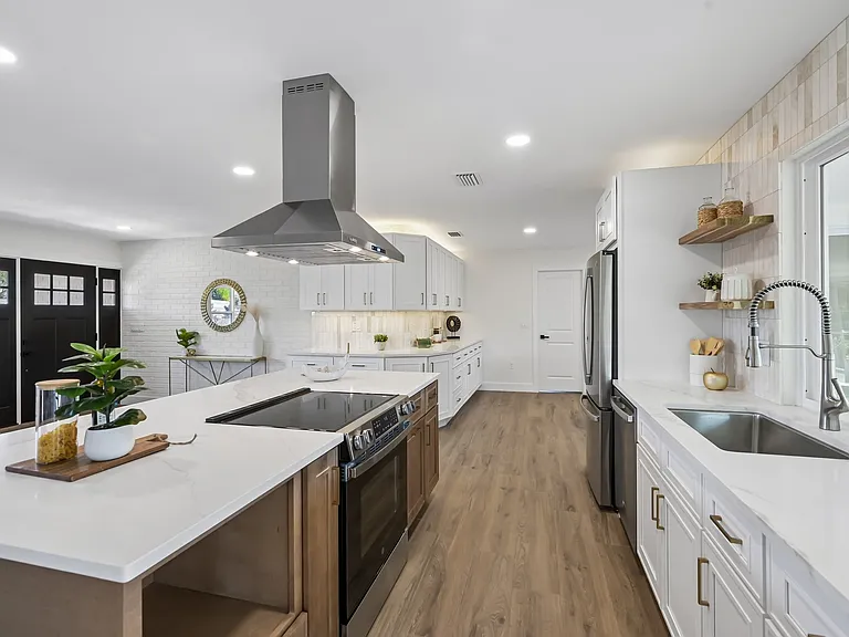 6735 Keystone Dr — Photo 18