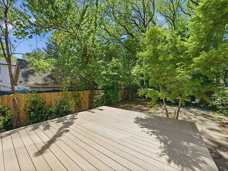 232 Riveredge Rd — Photo 44