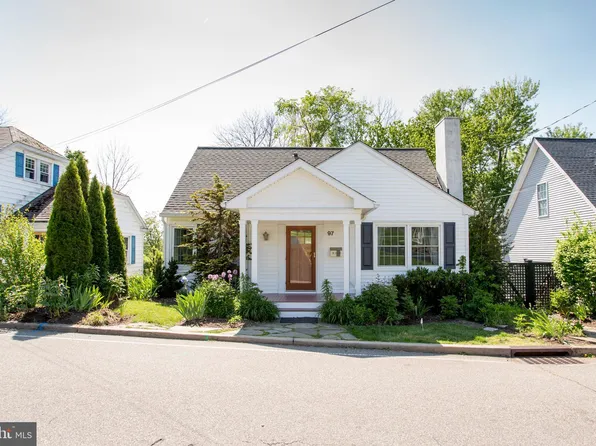 97 S Franklin St, Lambertville, NJ 08530