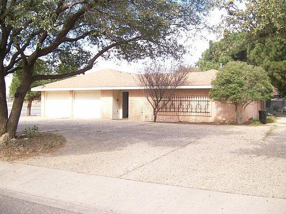 3rd image of 4601 Garden Ln