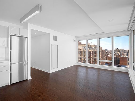 5th image of 400 W 113th St APT 1501