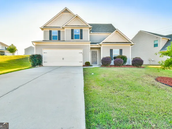 210 Holly Way, Pendergrass, GA 30567