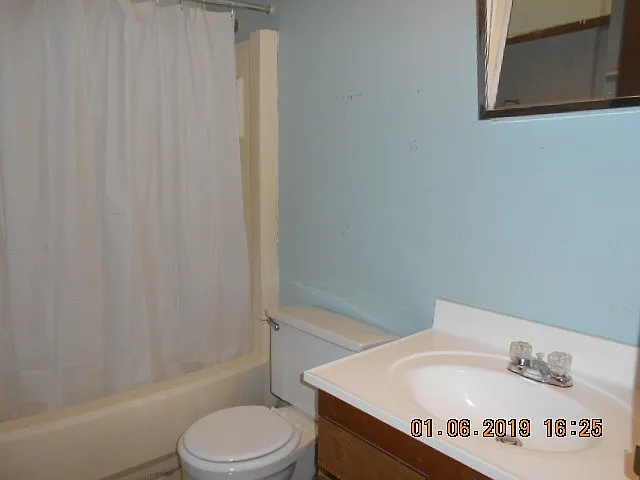 1124 Fordney St — Photo 6