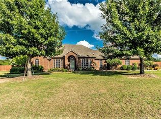 306 Springfield Ln, Waxahachie, TX 75165