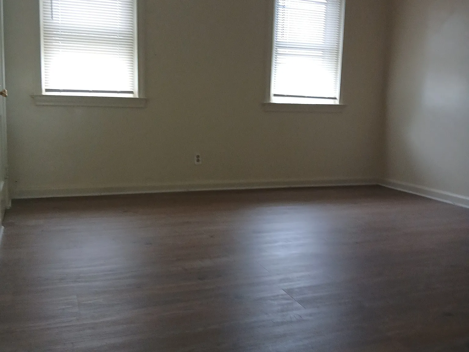 2 bed, 1096 sqft, $1,650 — Photo 4