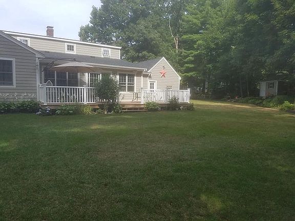 2nd image of 15 Emerson Dr