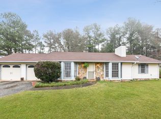 6179 N Summers Cir, Douglasville, GA 30135