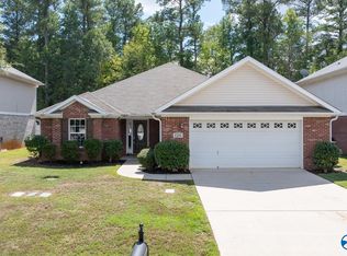 120 Harness Dr, Huntsville, AL 35806