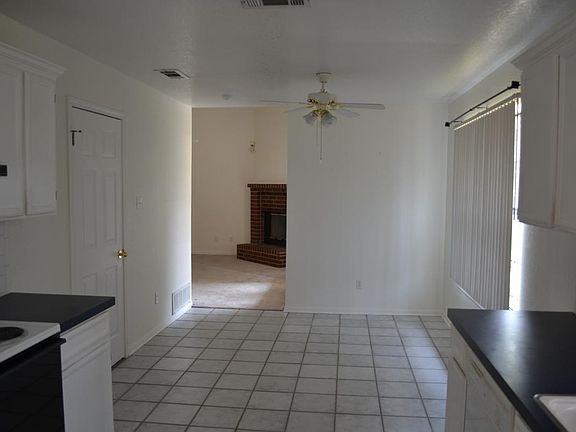 5th image of 1104 Chablis Dr