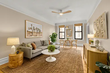 345 Montgomery Street, #3P