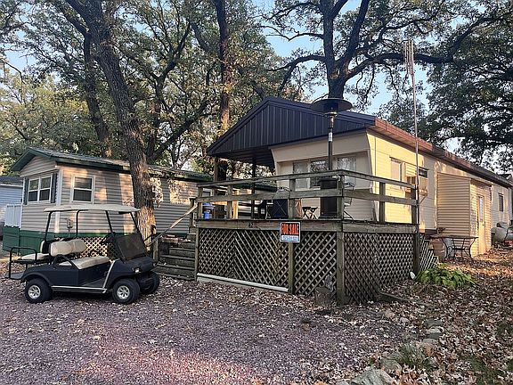 2nd image of 1761 260th Ave Lot 42